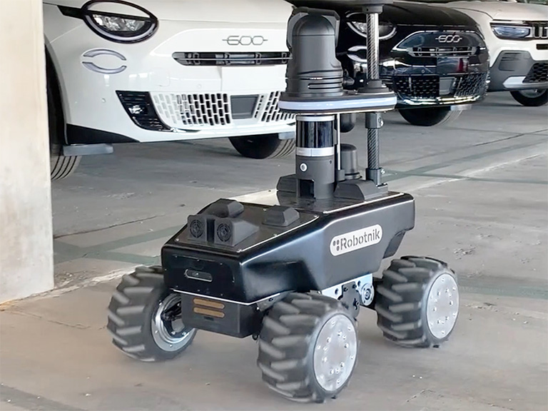 Sistema de inspección de zonas en el SUMMIT XL